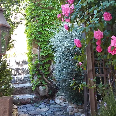 Bed & Breakfast Les Chambres D'hotes De Magali 3*