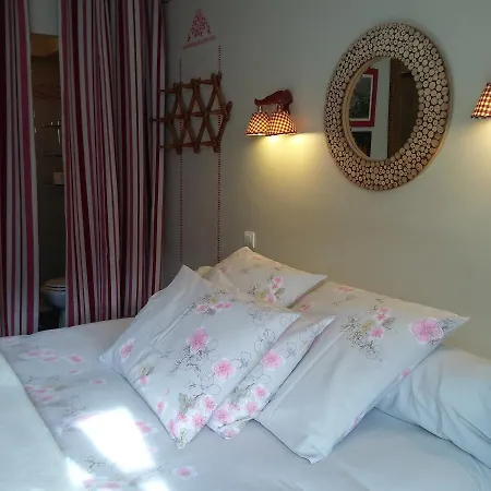 Les Chambres D'hotes De Magali Bed & Breakfast Montegrosso