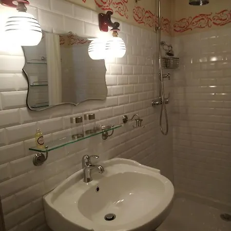Les Chambres D'hotes De Magali Bed & Breakfast 3*