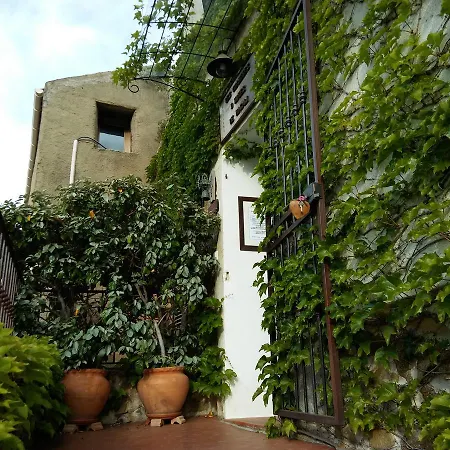 Les Chambres D'hotes De Magali Montegrosso
